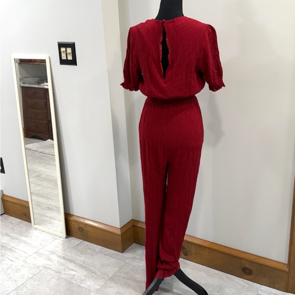 Boden Crepe deep Red Romper Jumpsuit size 8T - Picture 4 of 6